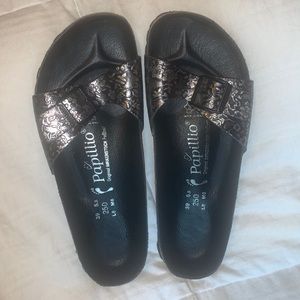 New Papillio Birkenstock sandals. Size 39. Single strap.